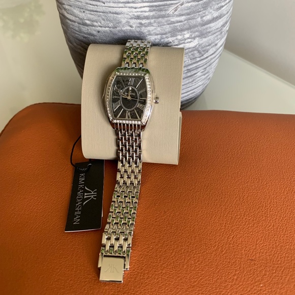 New Authentic Kim Kardashian Watch - Picture 2 of 3